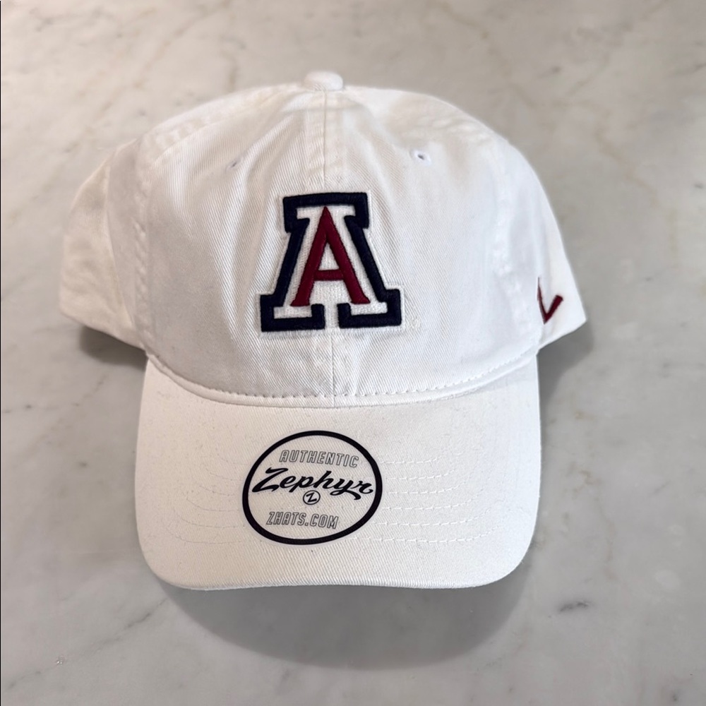 NWT Zephyr University of Arizona Wildcats adjustable hat